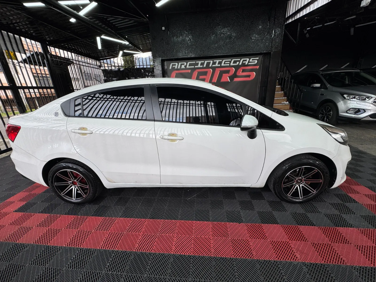 KIA RIO 2017