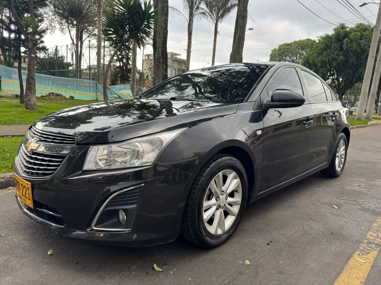 CHEVROLET CRUZE LS 2013