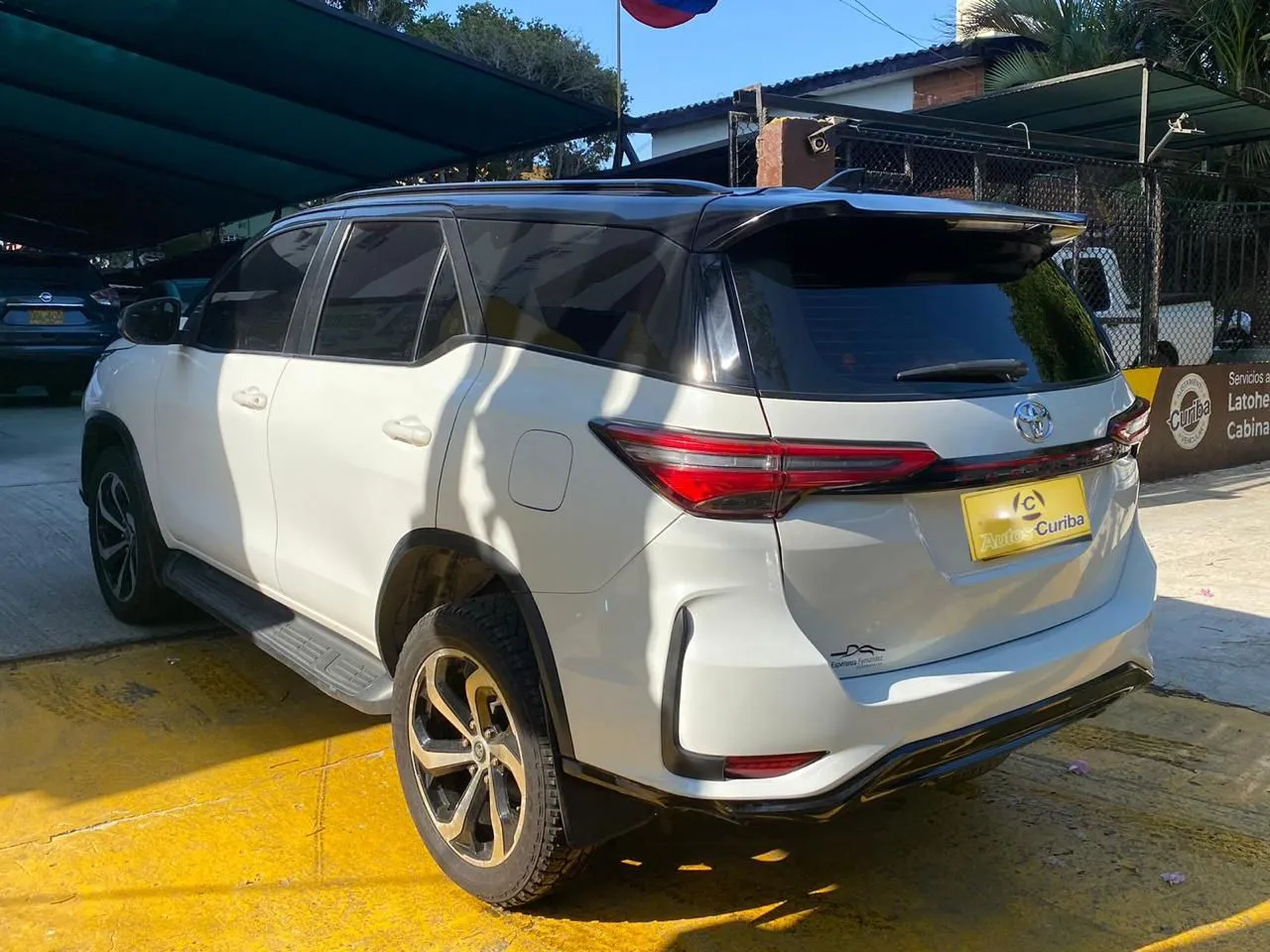 TOYOTA FORTUNER 2018