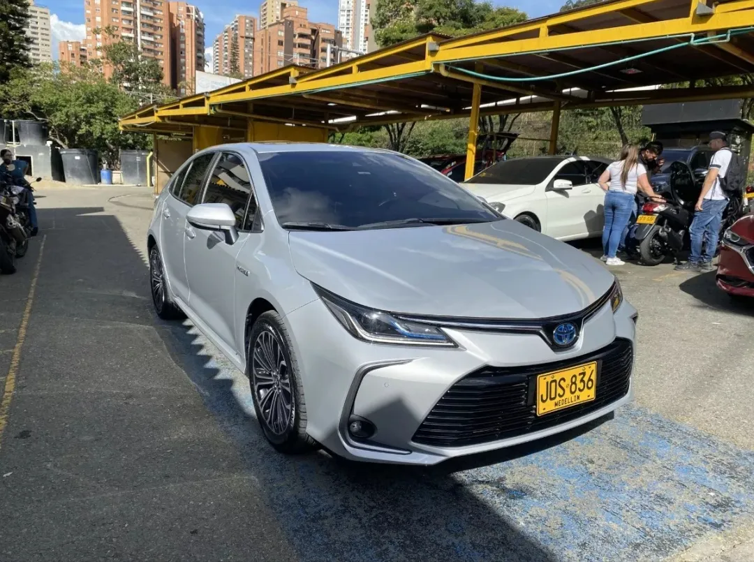 TOYOTA COROLLA 2021