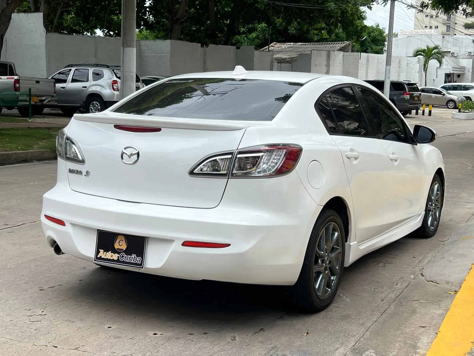 MAZDA 3 2014