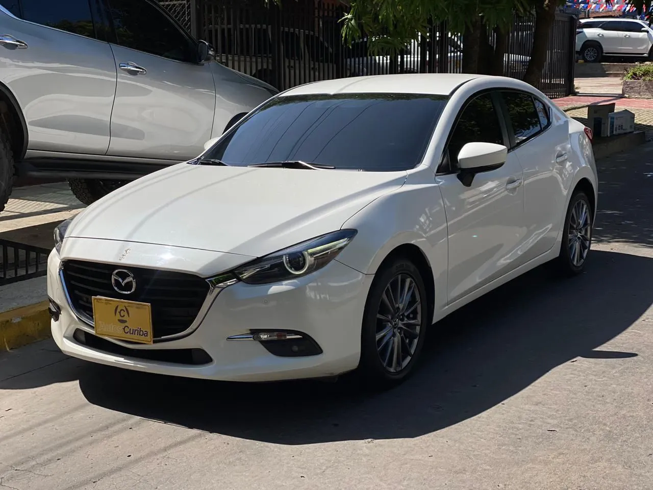 MAZDA 3 2019