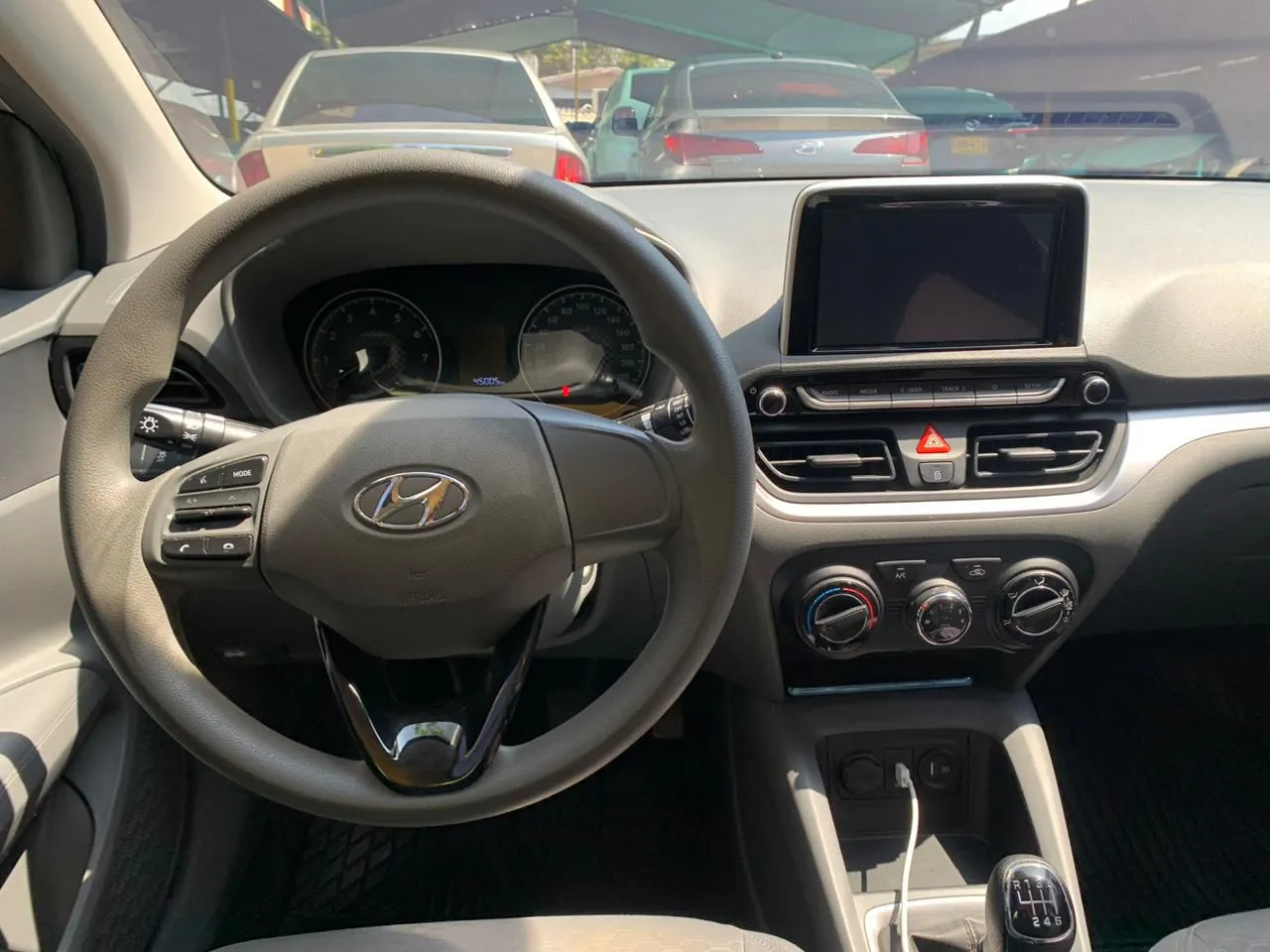 HYUNDAI X3 2022