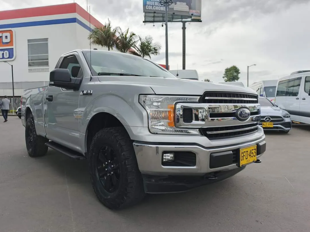 FORD F150 XLT 2019