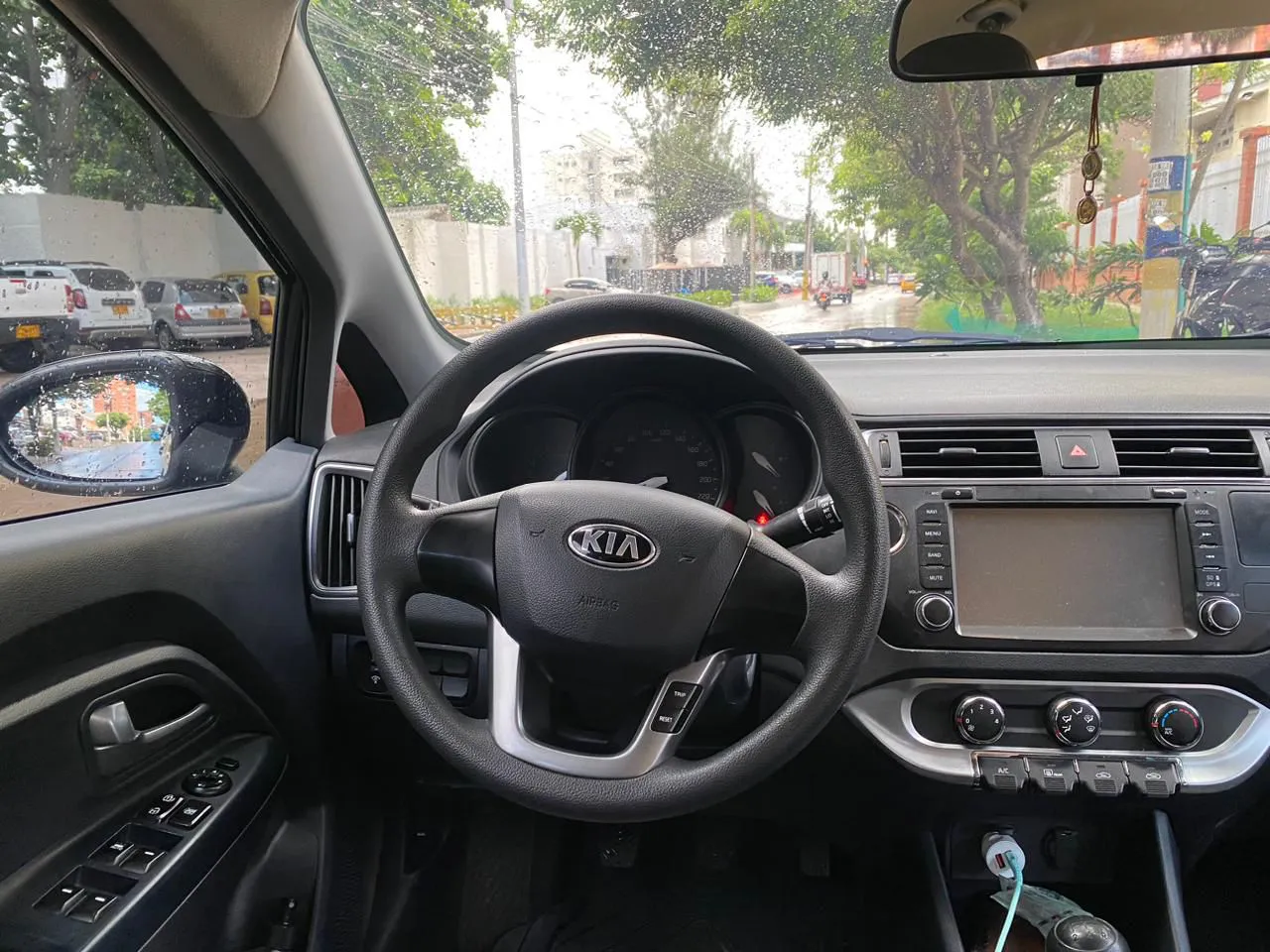 KIA RIO 2016