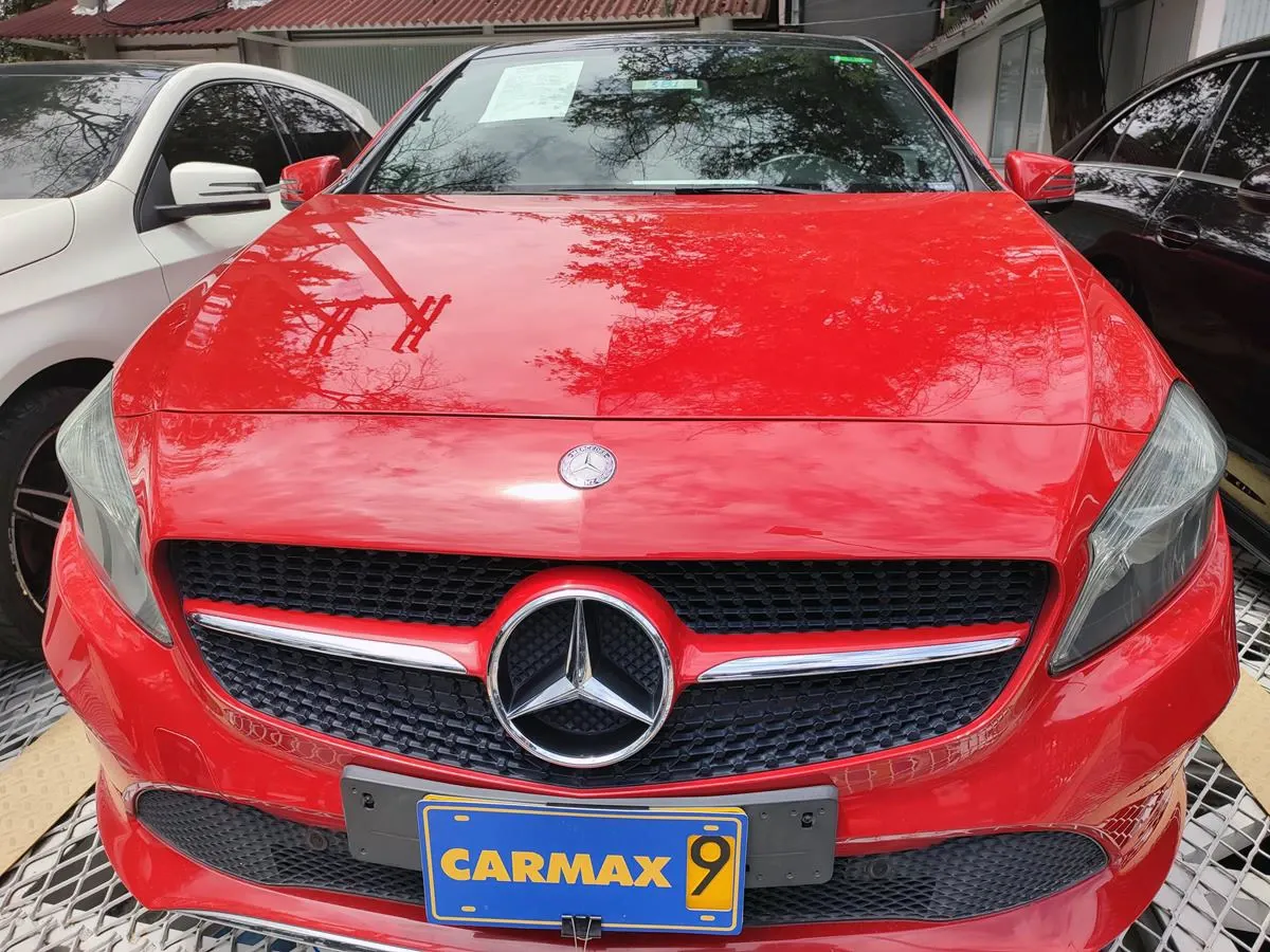 MERCEDES BENZ A 2017