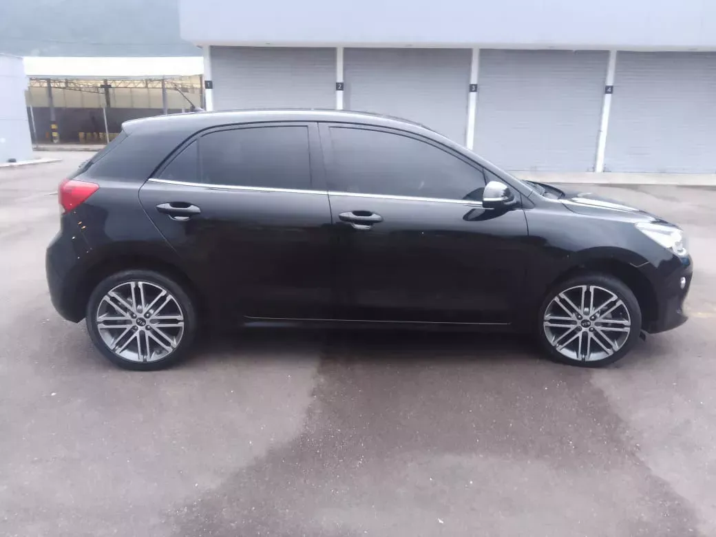 KIA RIO ZENITH 2020