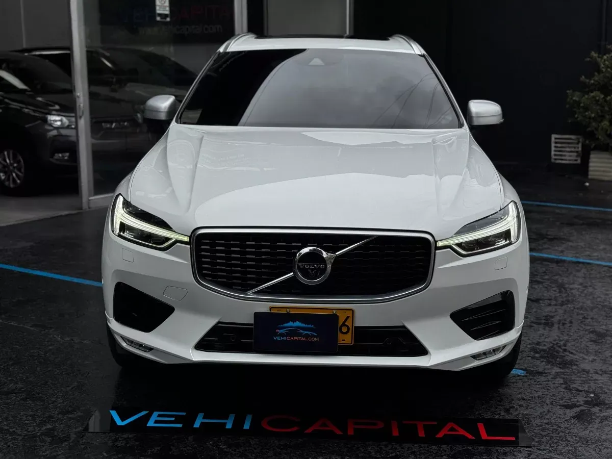 VOLVO XC60 2019