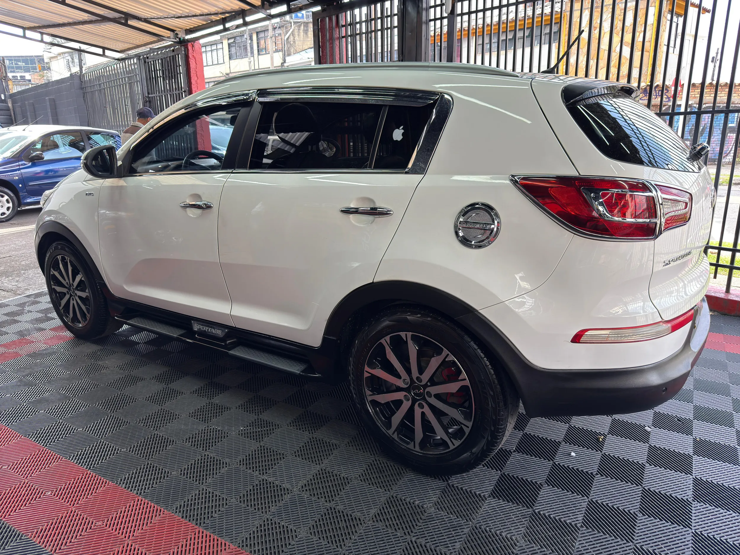 KIA SPORTAGE [3] REVOLUTION 2014