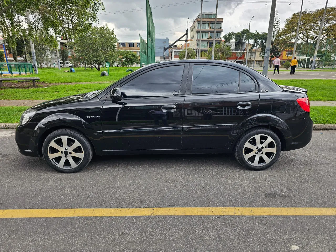 KIA RIO XCITE 1.6 SPORT 2010