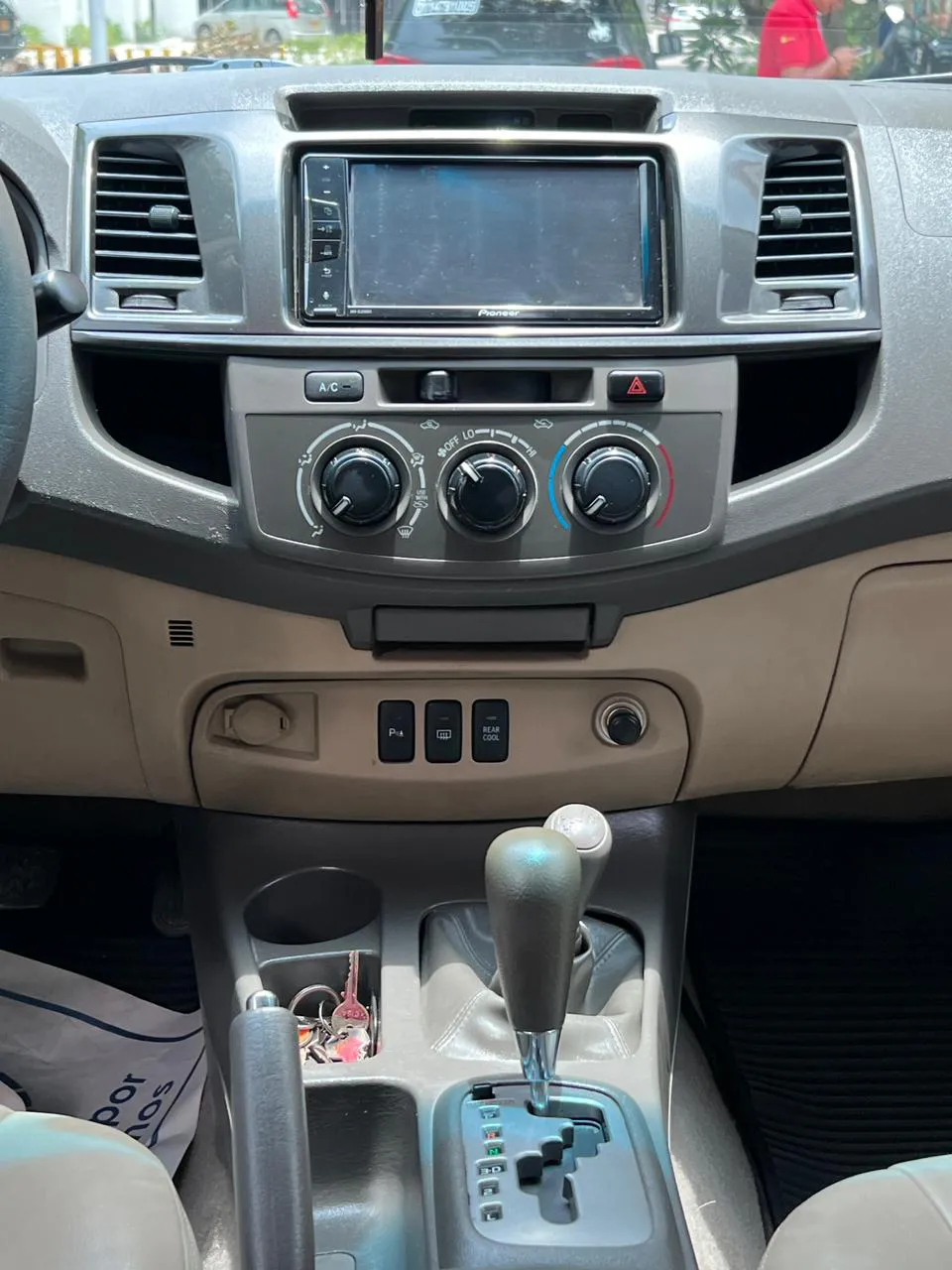 TOYOTA FORTUNER 2013