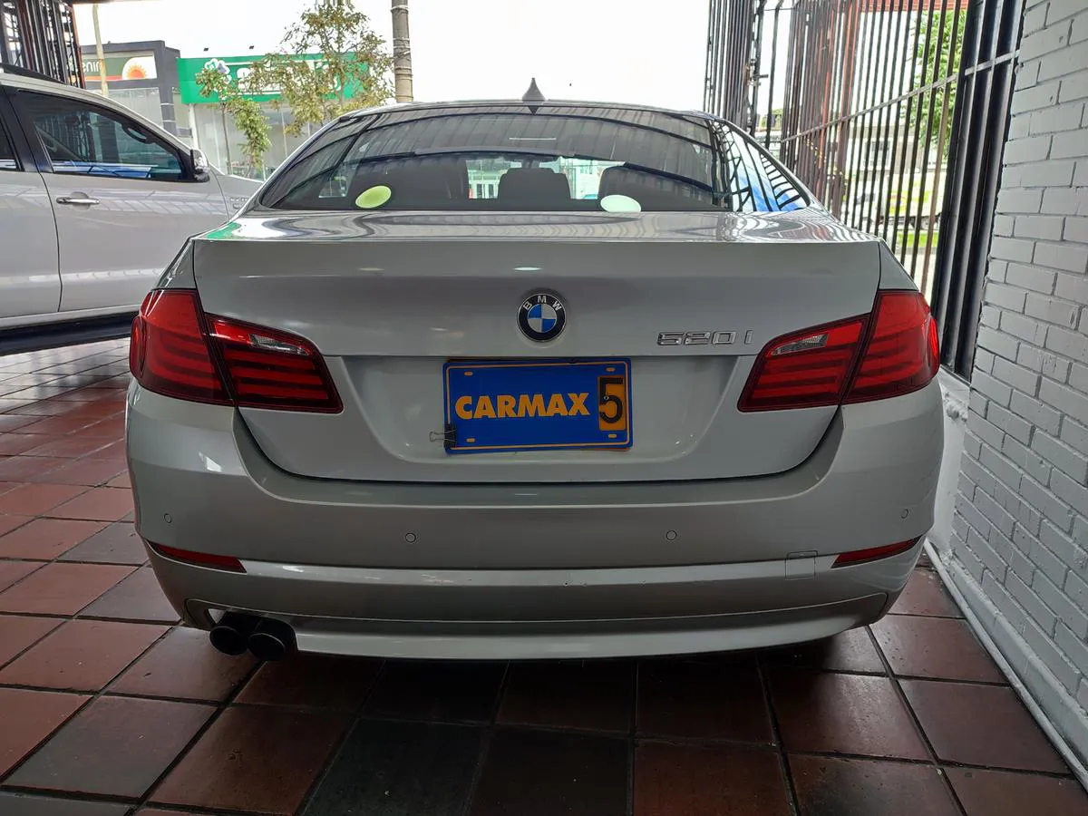 BMW 520 i 2013