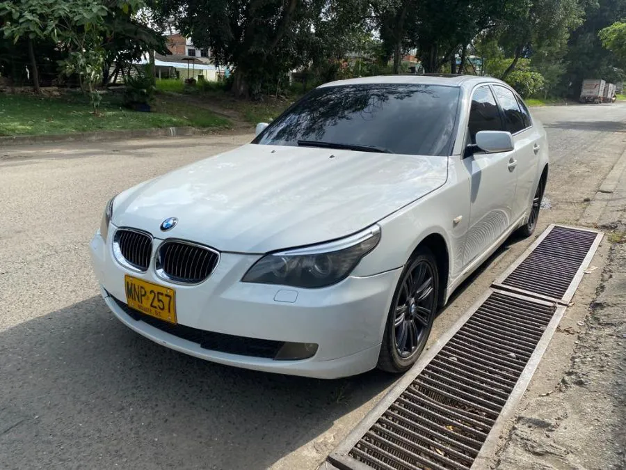 BMW BMW 525i 2008