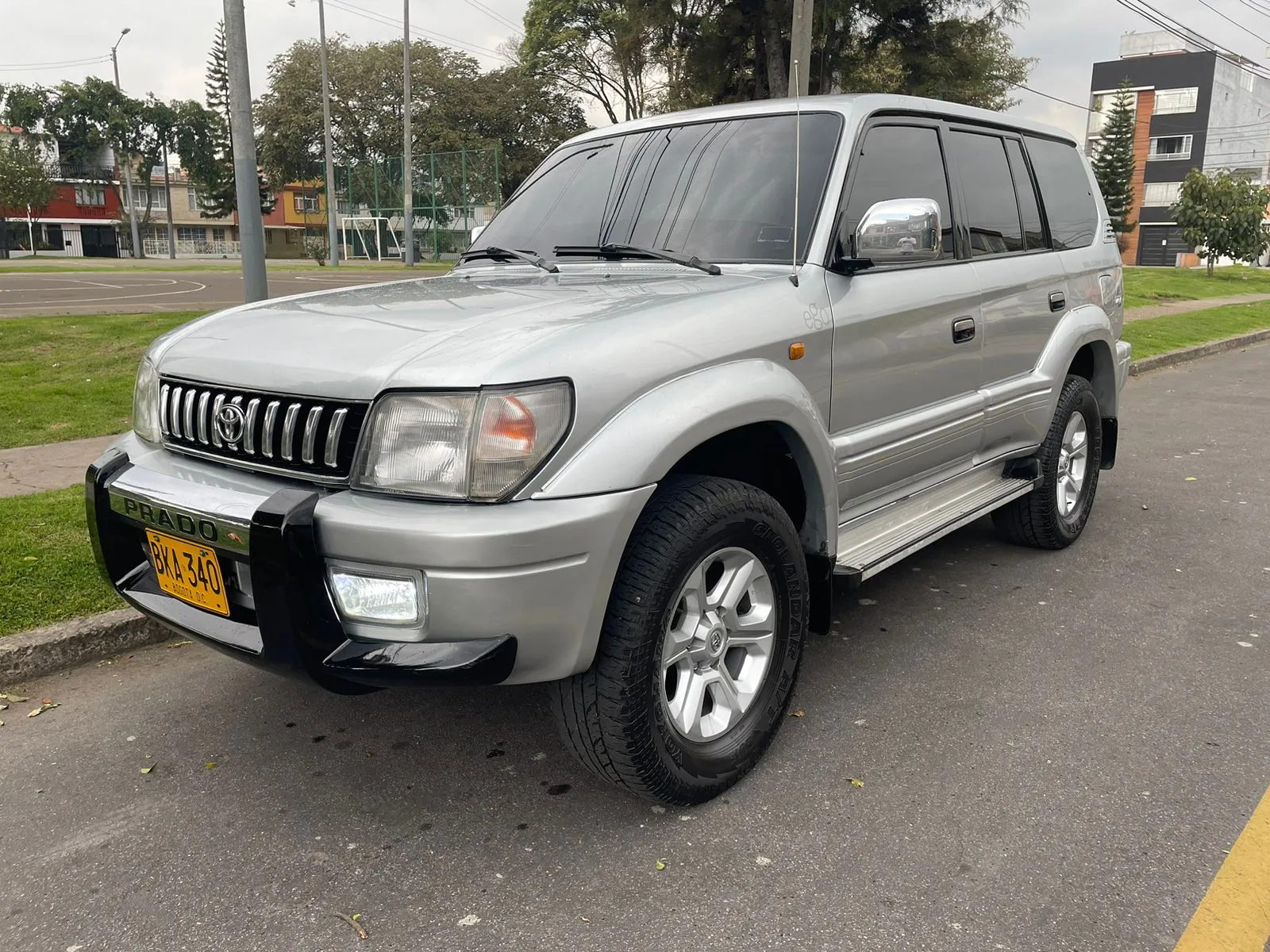 TOYOTA PRADO [LC 90] VX 1999