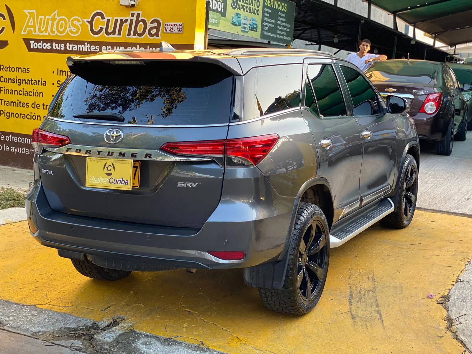 TOYOTA FORTUNER 2019