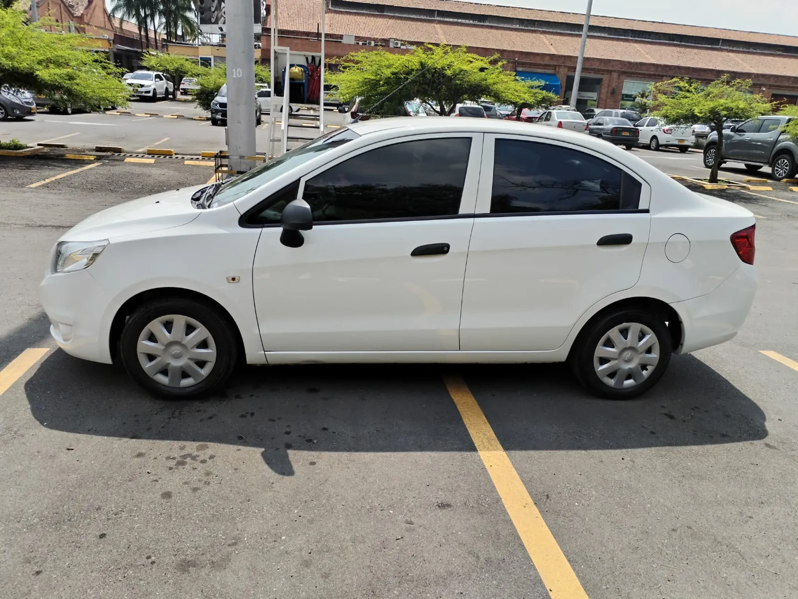 CHEVROLET SAIL SAIL LT MT 1400CC 4P AA 2AB 2019