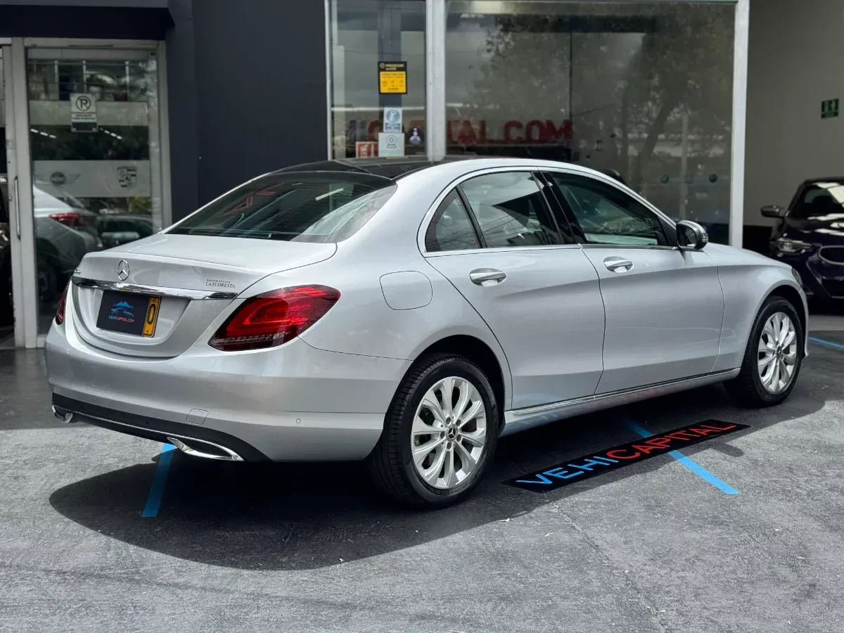 MERCEDES BENZ C 2020