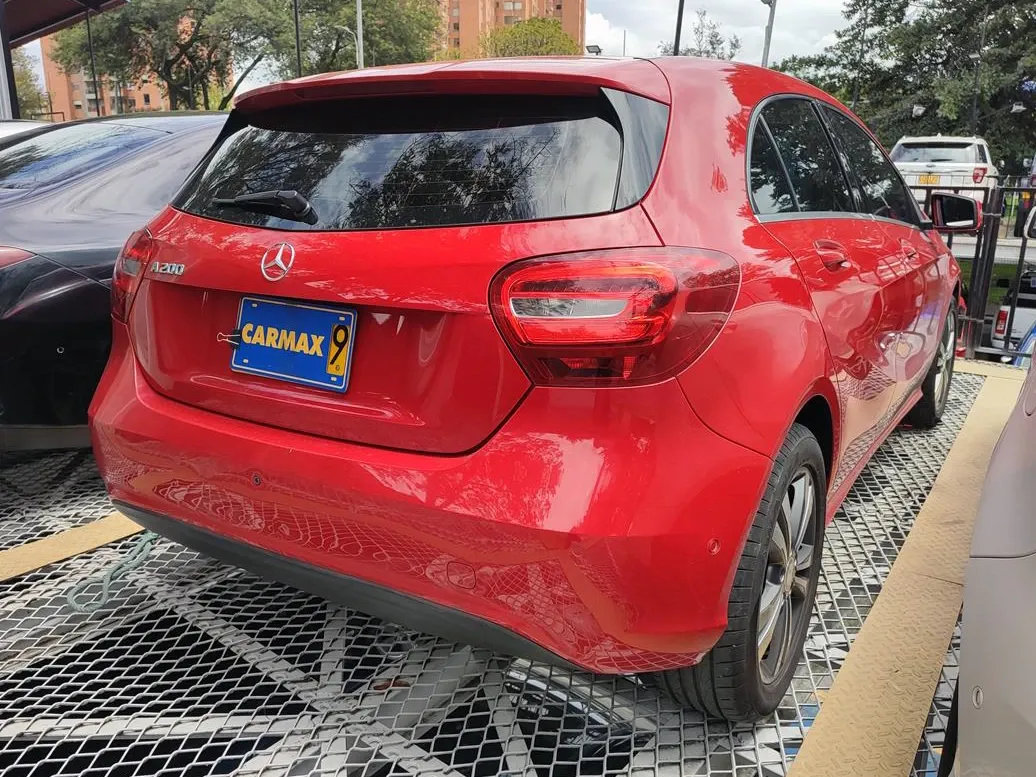 MERCEDES BENZ A 2017