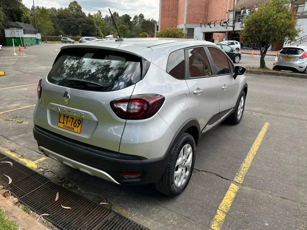 RENAULT CAPTUR [FL] ZEN 2023