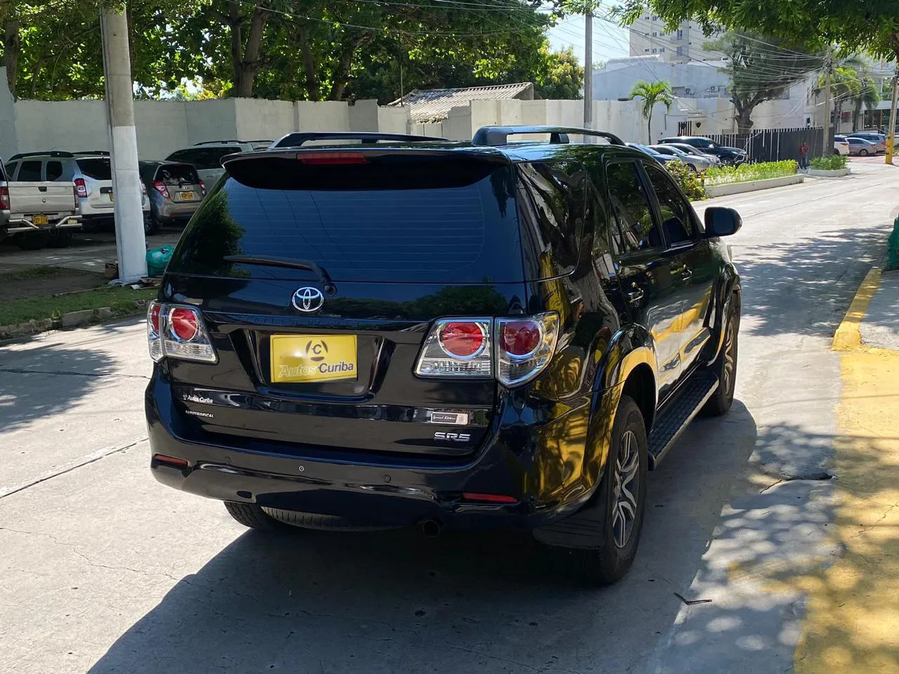 TOYOTA FORTUNER 2013