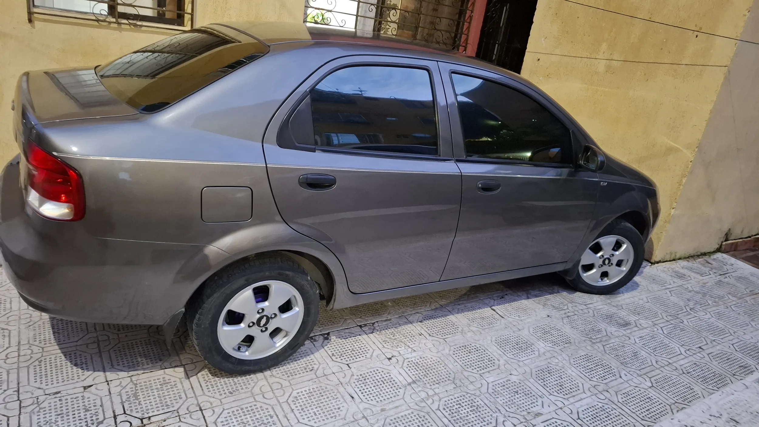 CHEVROLET AVEO 2012