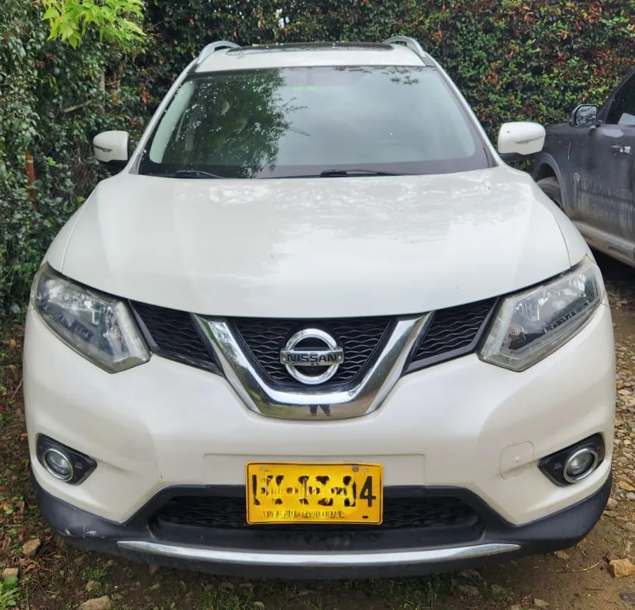 NISSAN Xtrail T32 EXCLUSIVE 7 PTOS 2016