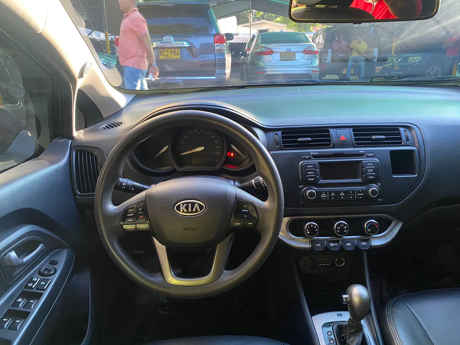 KIA RIO 2013