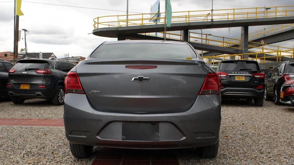 CHEVROLET JOY HATCHBACK LT 2023