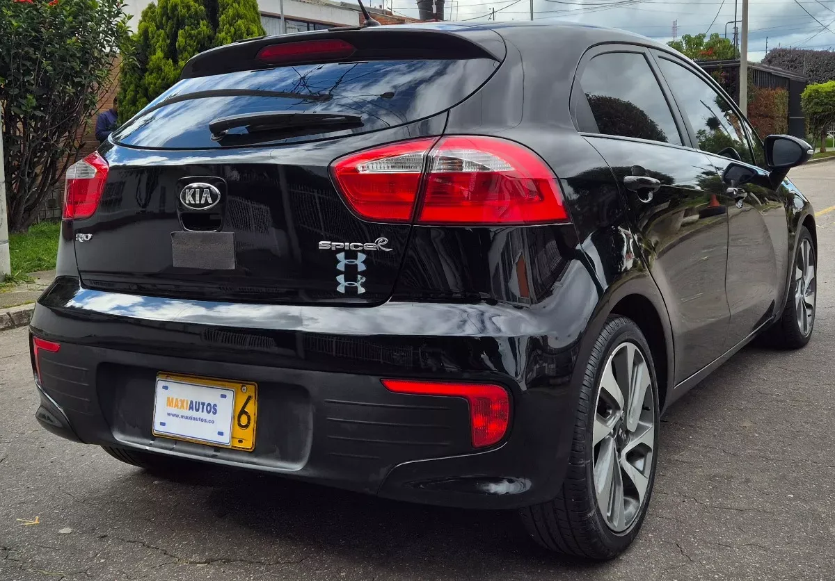 KIA RIO 2016