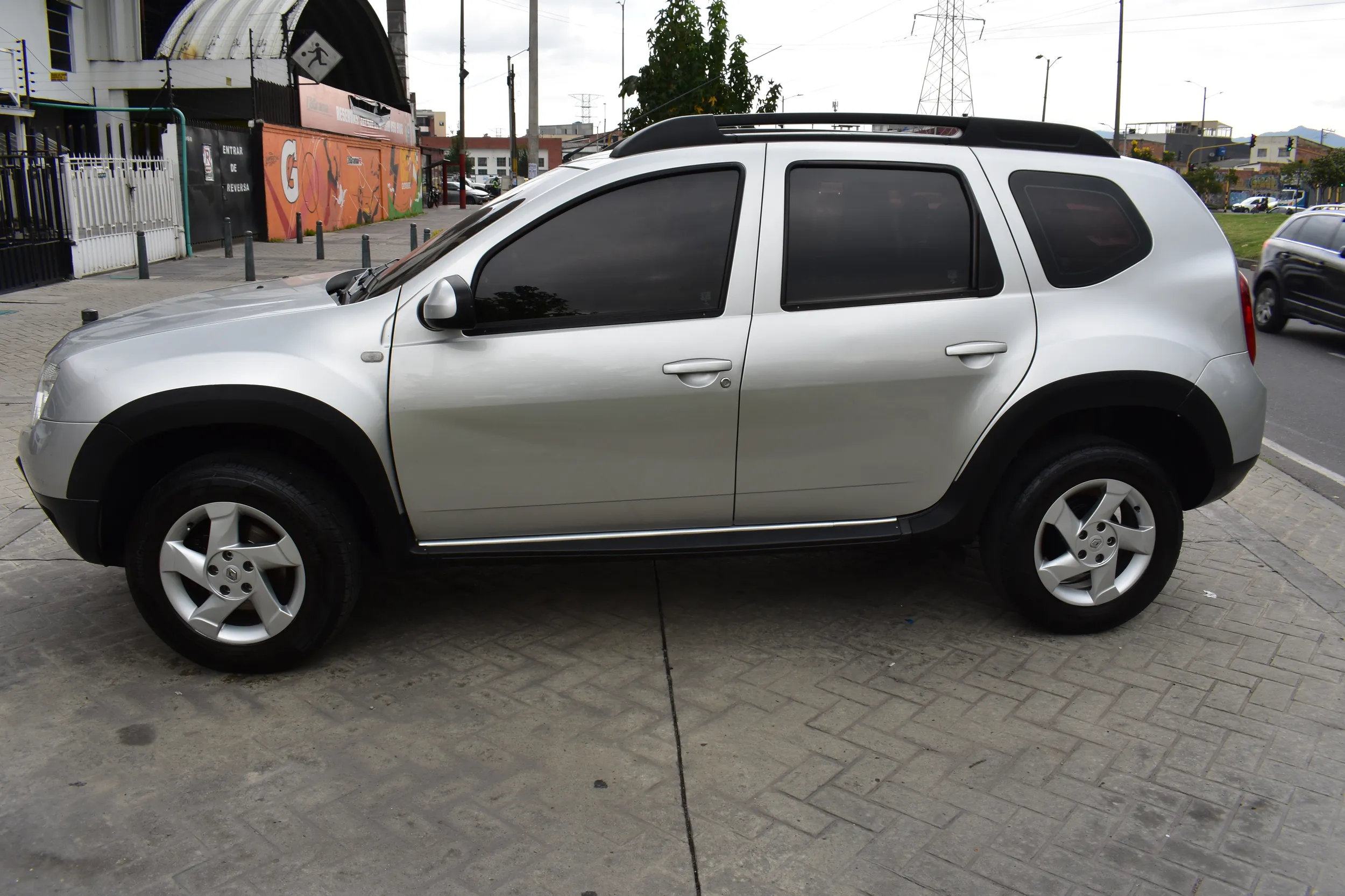 RENAULT DUSTER DUSTER DYNAMIQUE MT 2000CC 4X2 2016