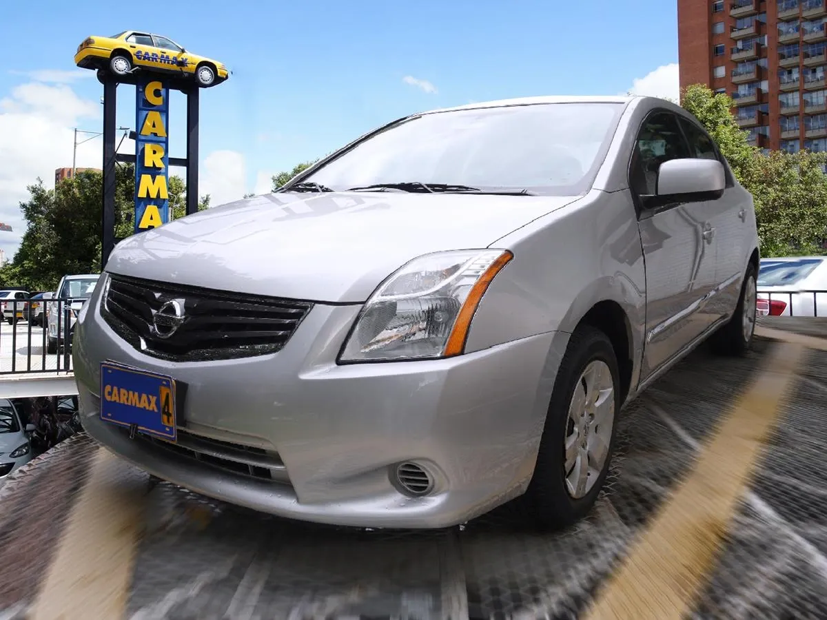 NISSAN SENTRA 2013