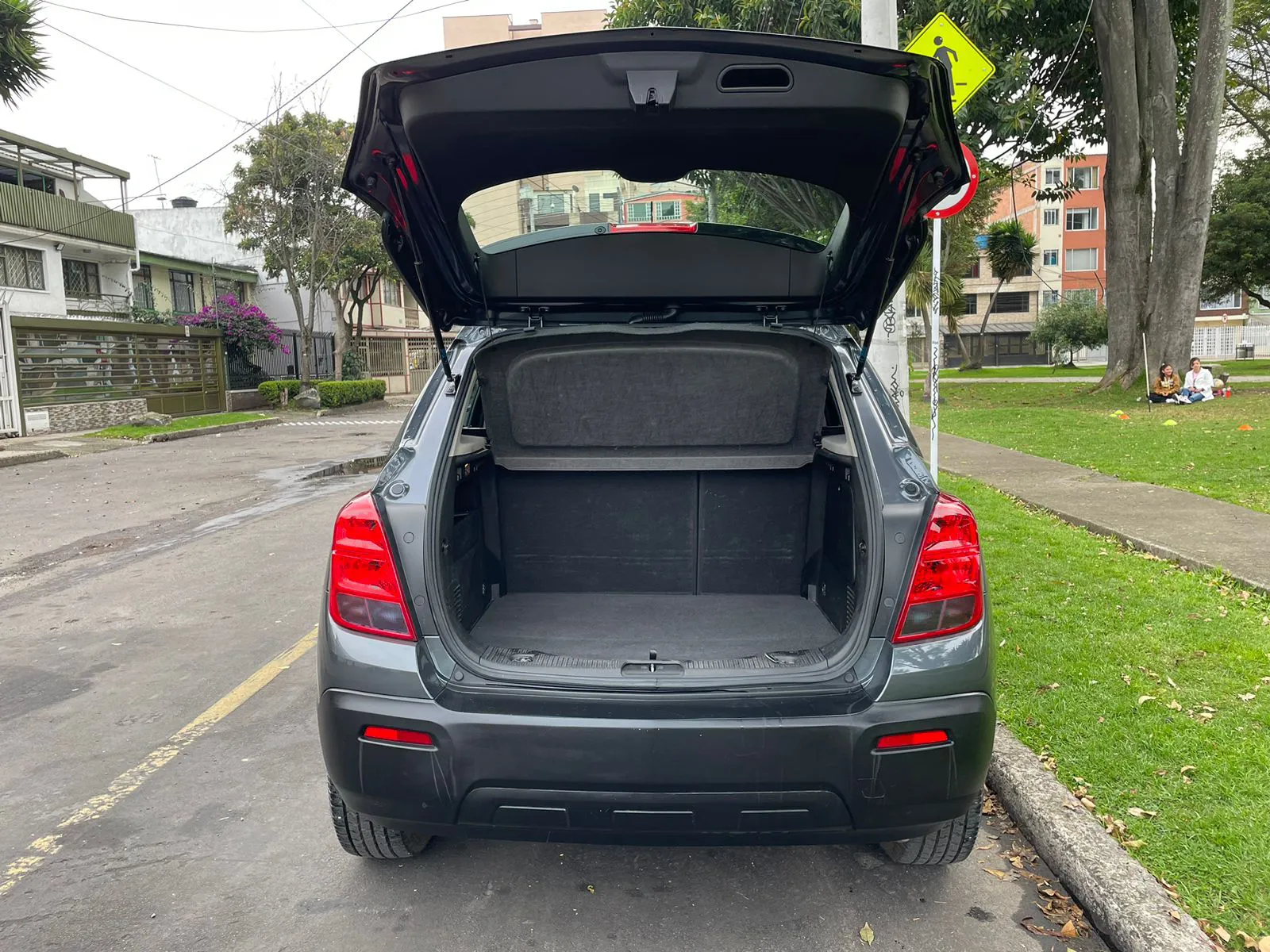 CHEVROLET TRACKER LS 2015