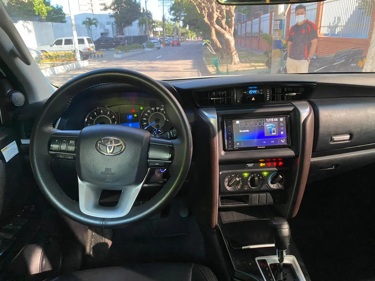 TOYOTA FORTUNER 2018