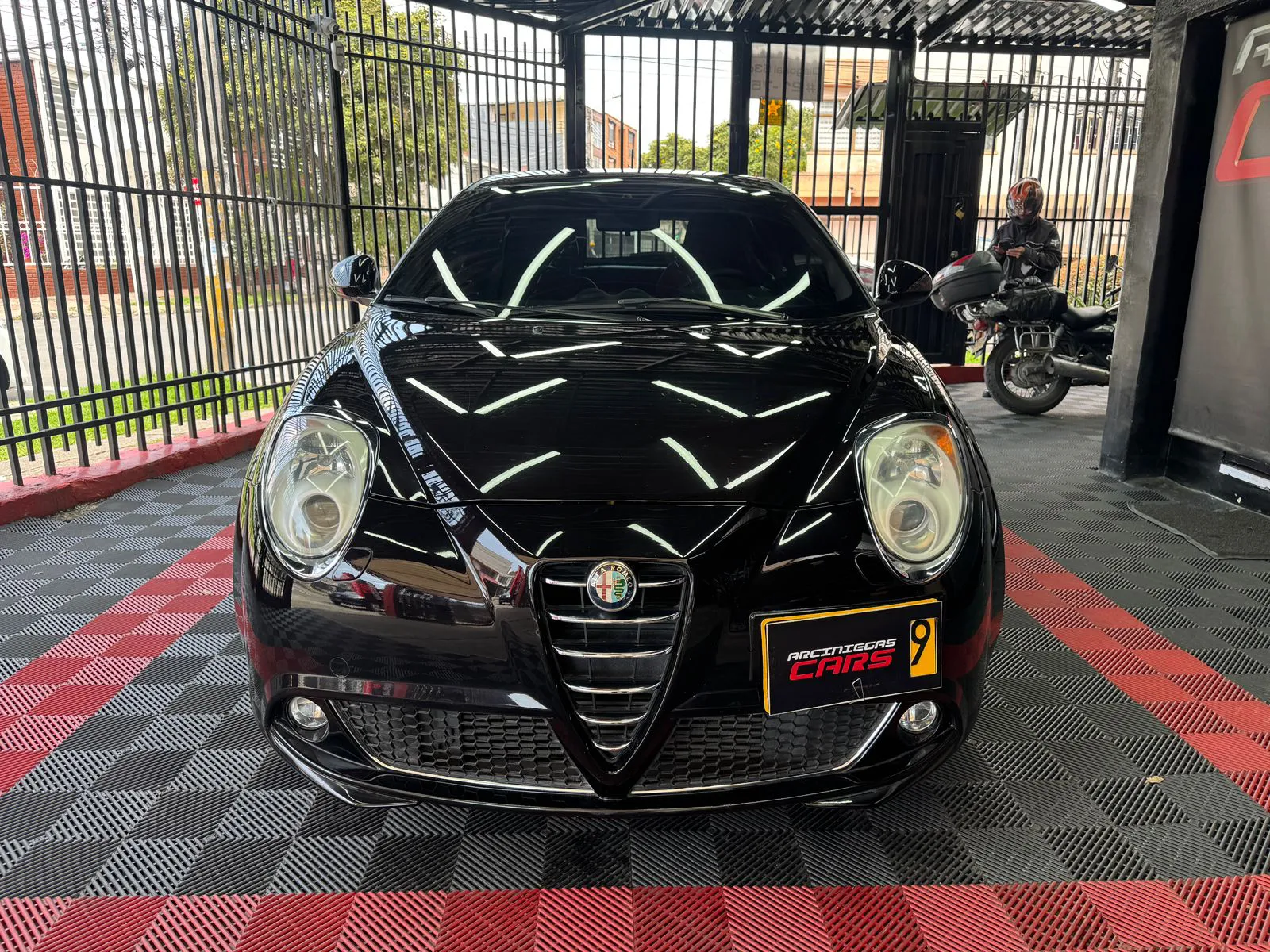 ALFA ROMEO MiTo DISTINCTIVE 2011