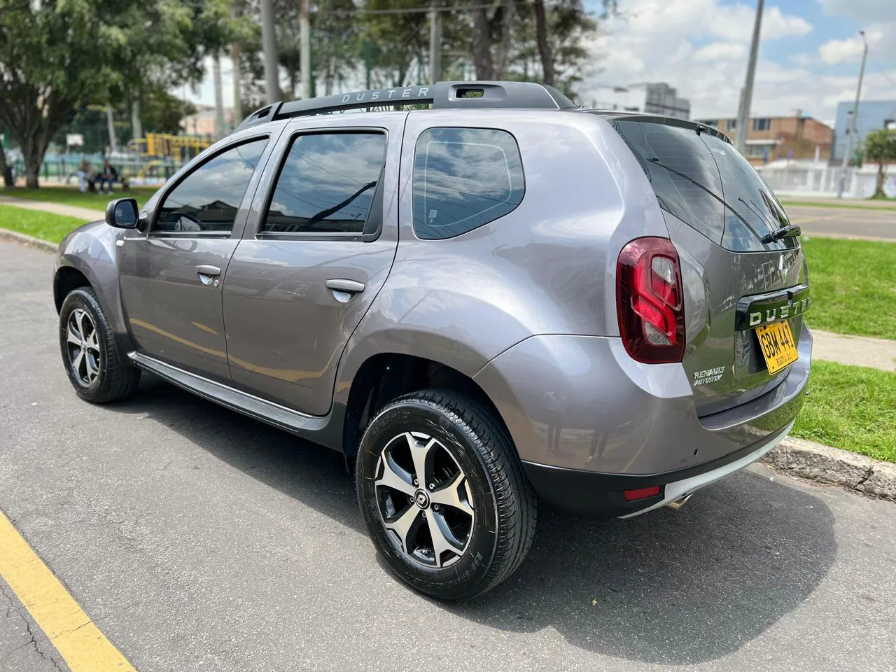 RENAULT DUSTER 2020