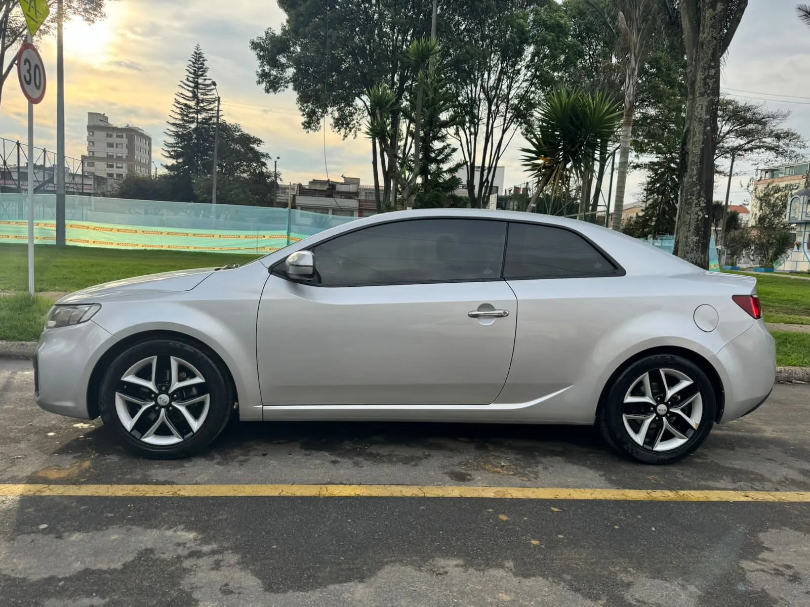 KIA CERATO KOUP SX 2013