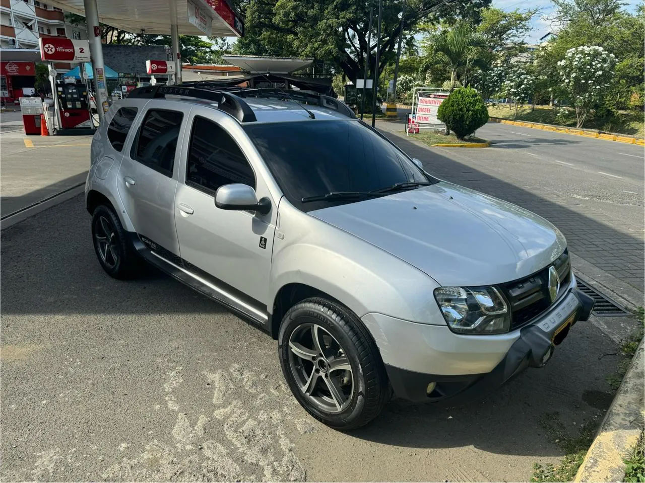 RENAULT DUSTER DUSTER DYNAMIQUE MT 2000CC 4X2 2017