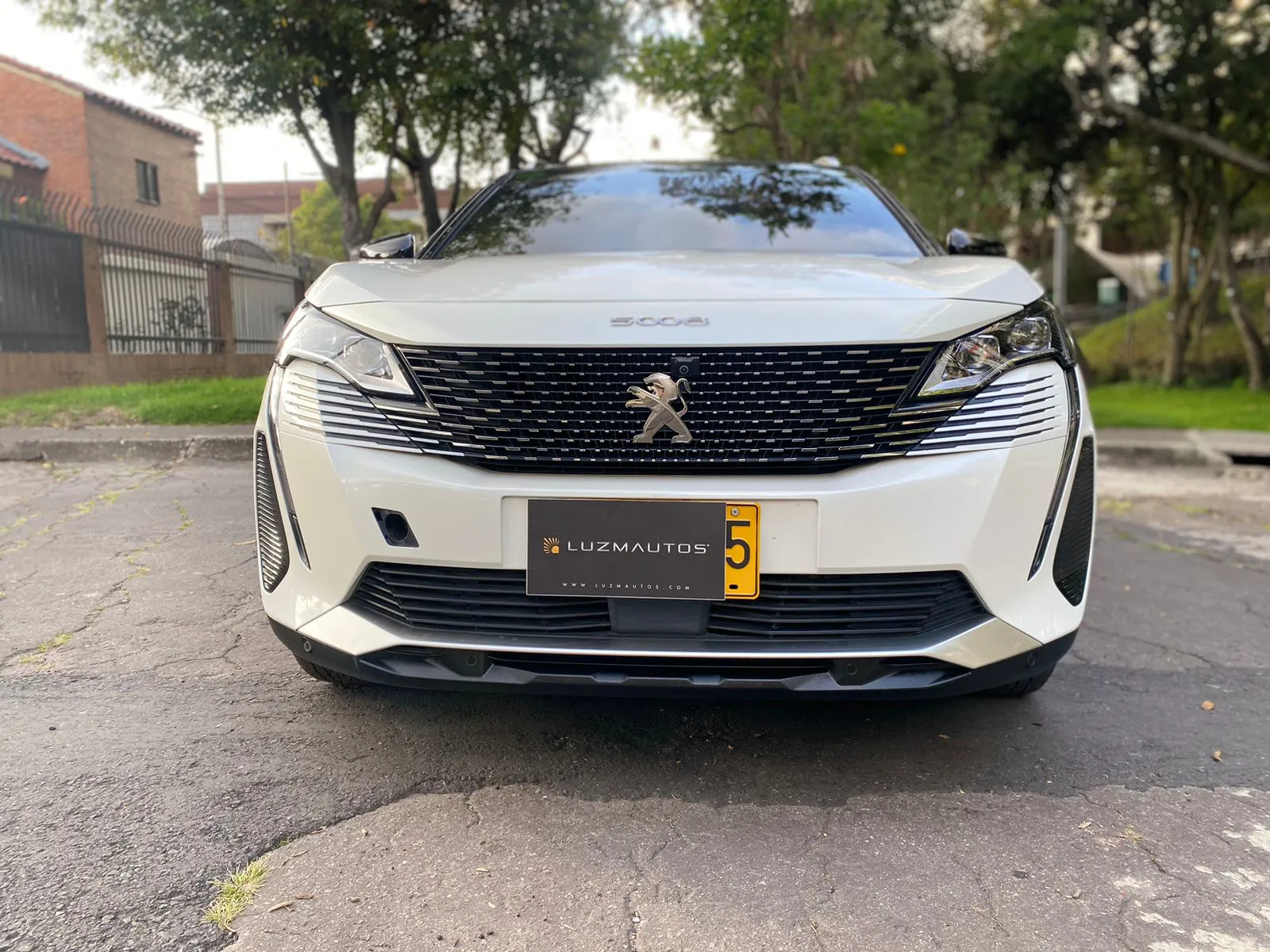 PEUGEOT 5008.0 ALLURE 2022