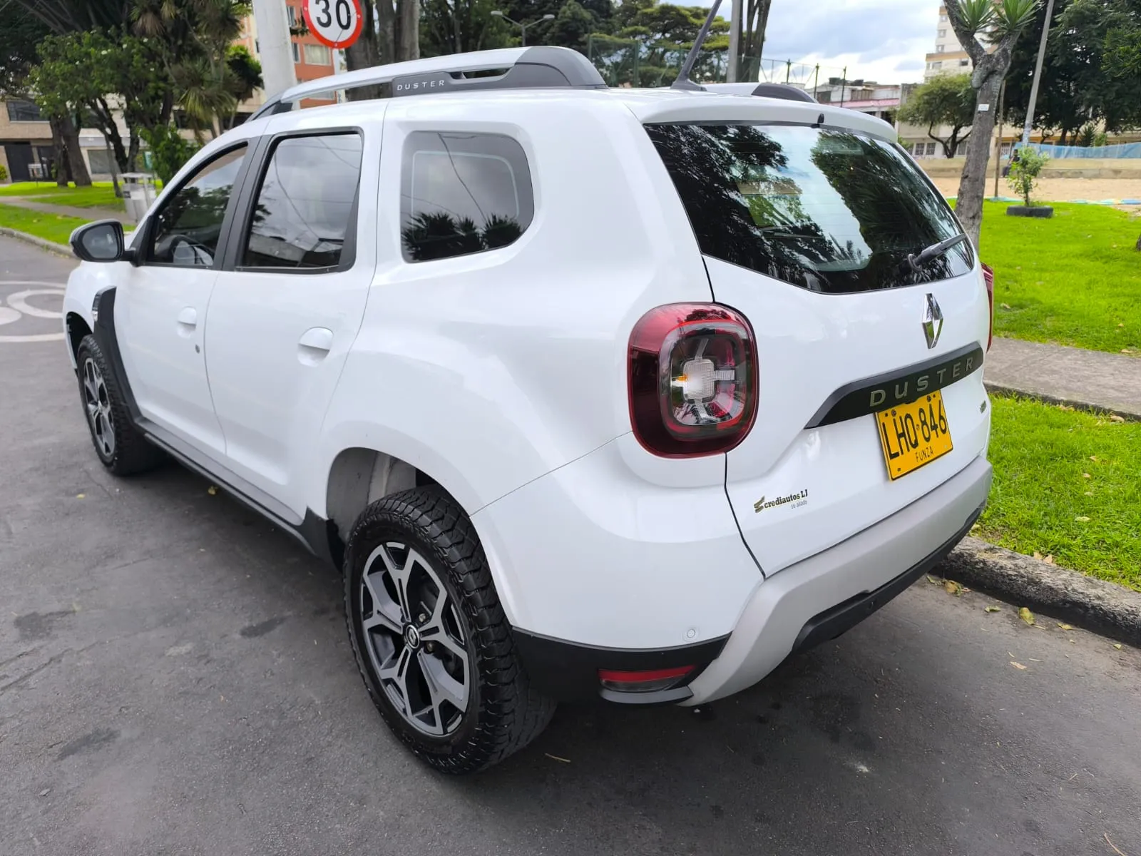 RENAULT DUSTER 2023