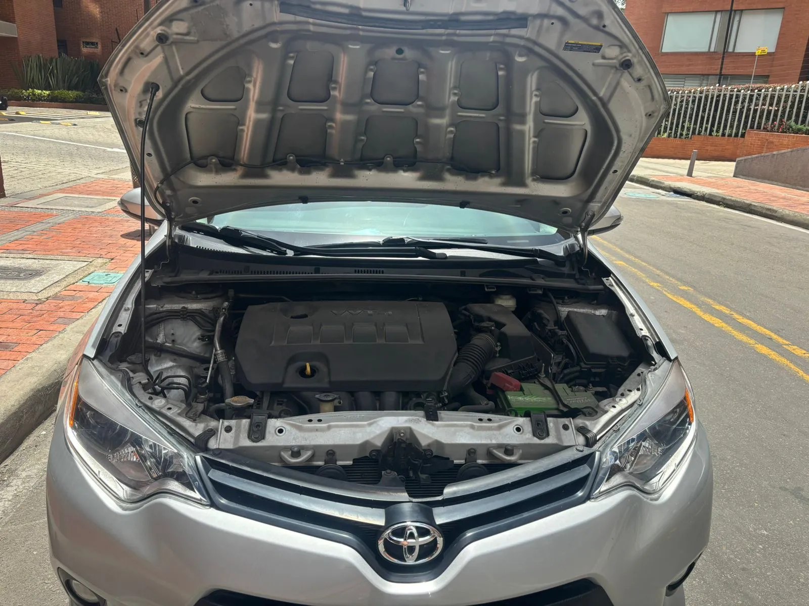 TOYOTA COROLLA 2016