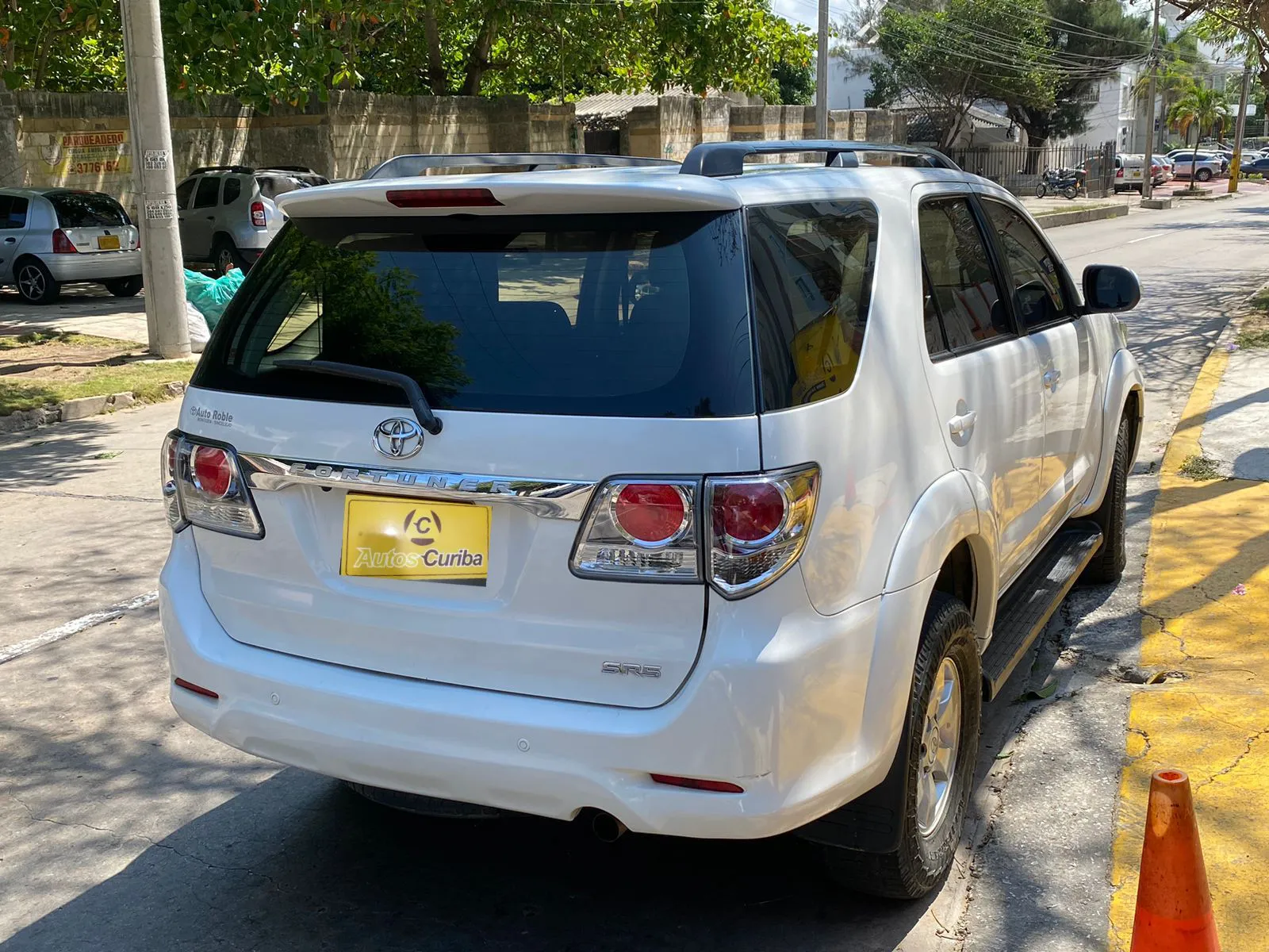 TOYOTA FORTUNER 2015