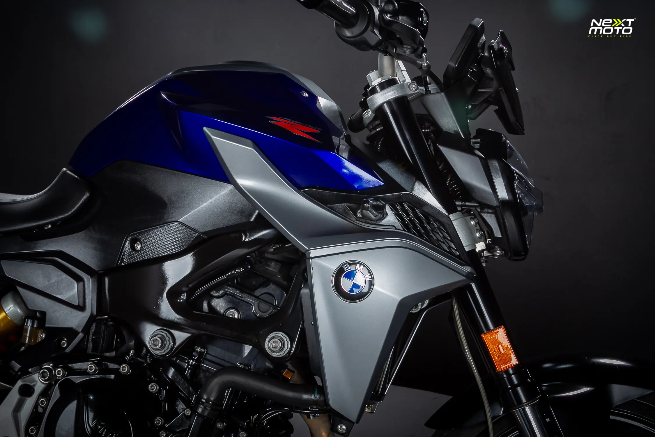 BMW F 900 R DYNAMIC 2021