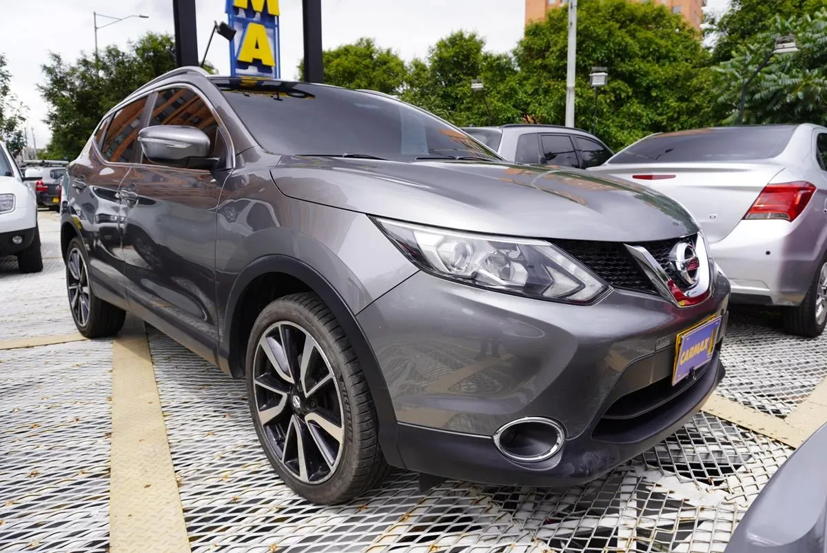 NISSAN QASHQAI 2018