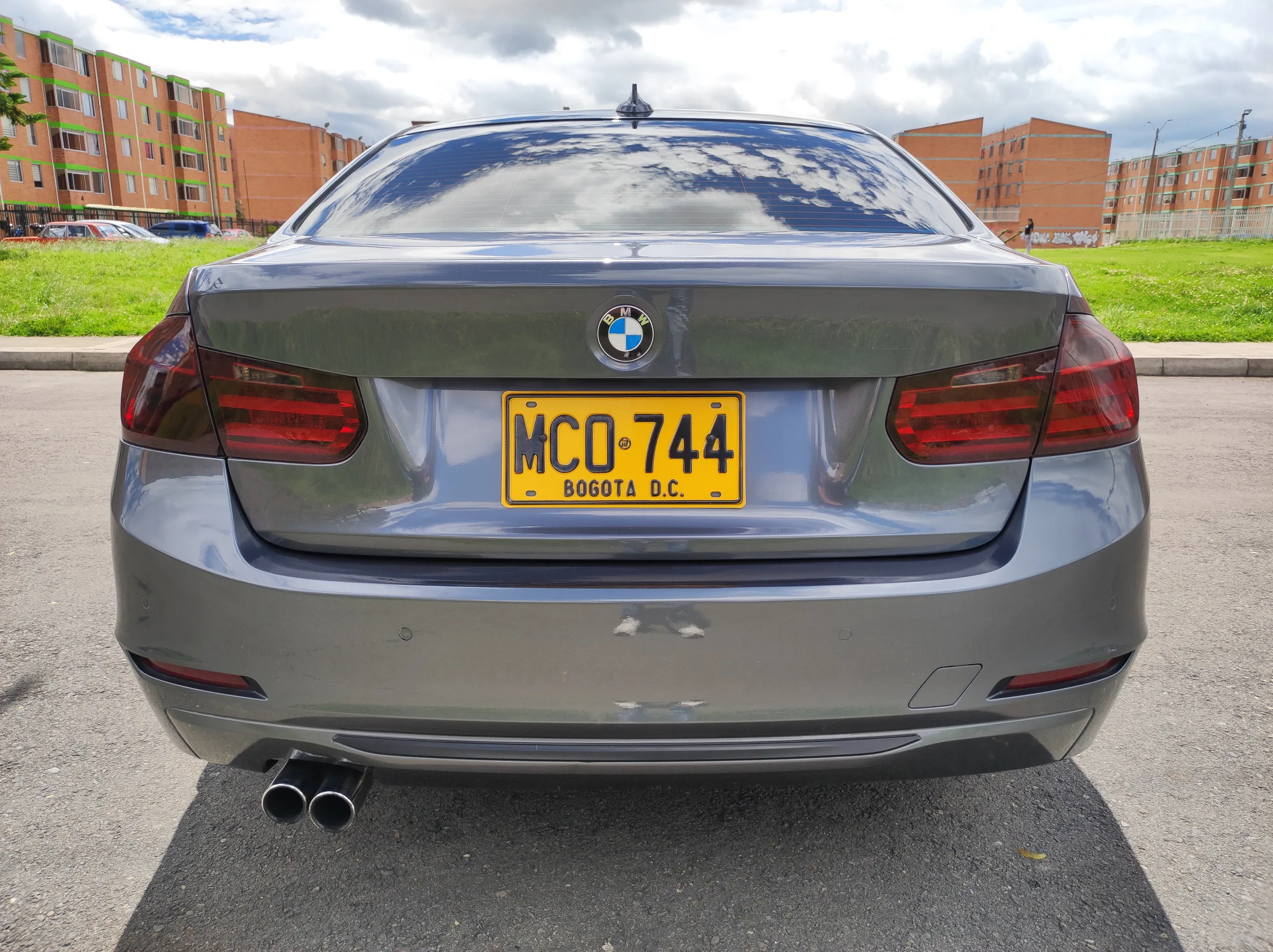 BMW 328i F30 Luxury Line 2012