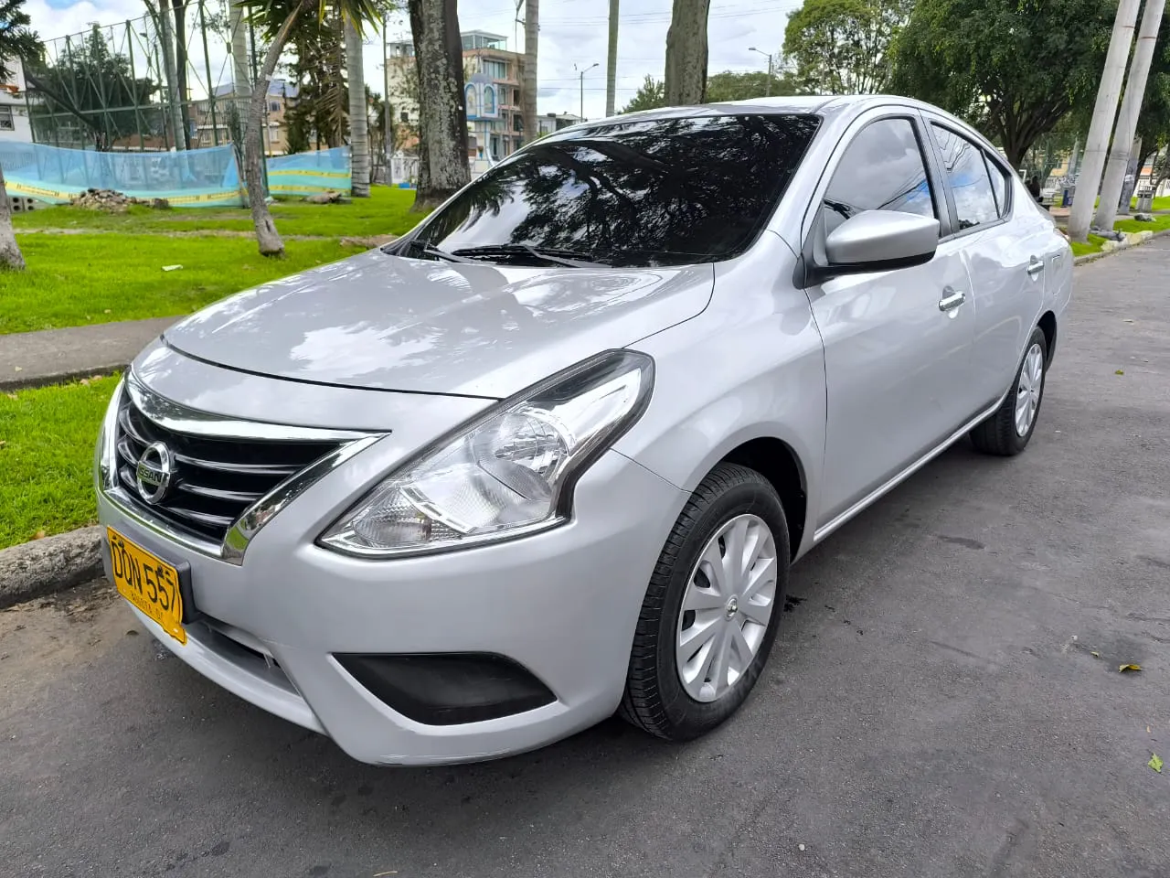 NISSAN VERSA 2018