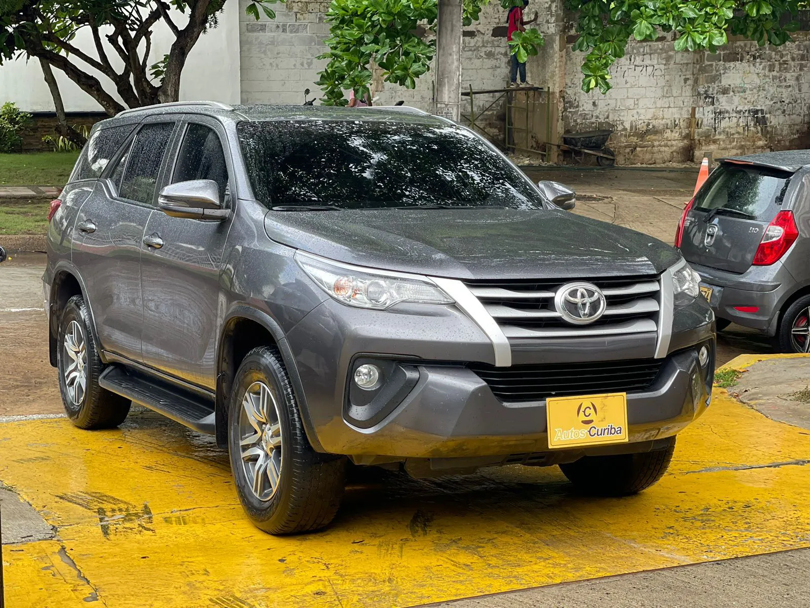 TOYOTA FORTUNER 2020