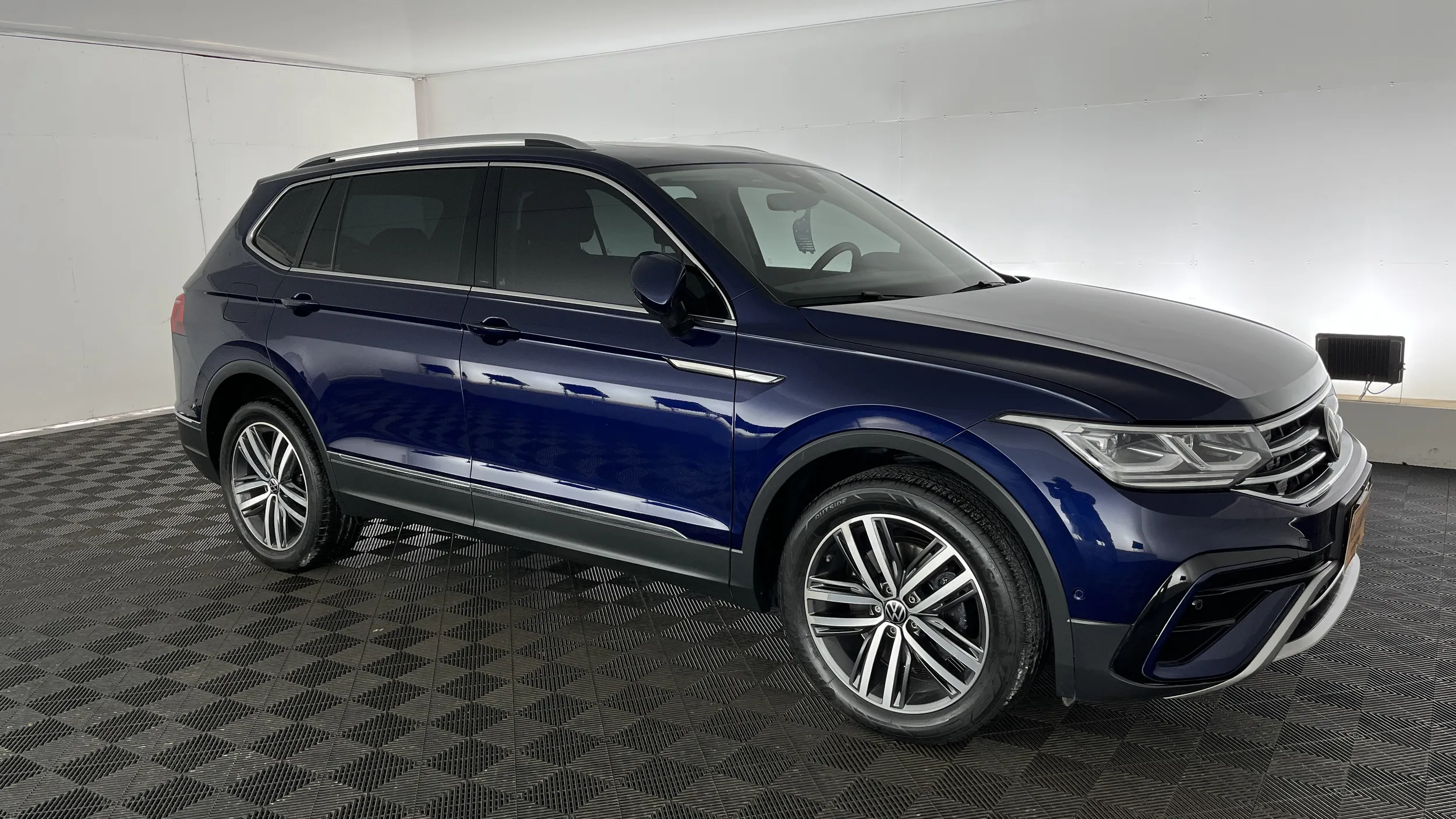 VOLKSWAGEN TIGUAN [2] [FL] ELEGANCE 2.0 TSI 4MOTION 2022