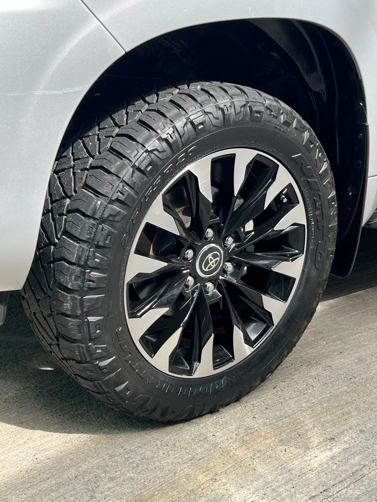 TOYOTA PRADO 2019