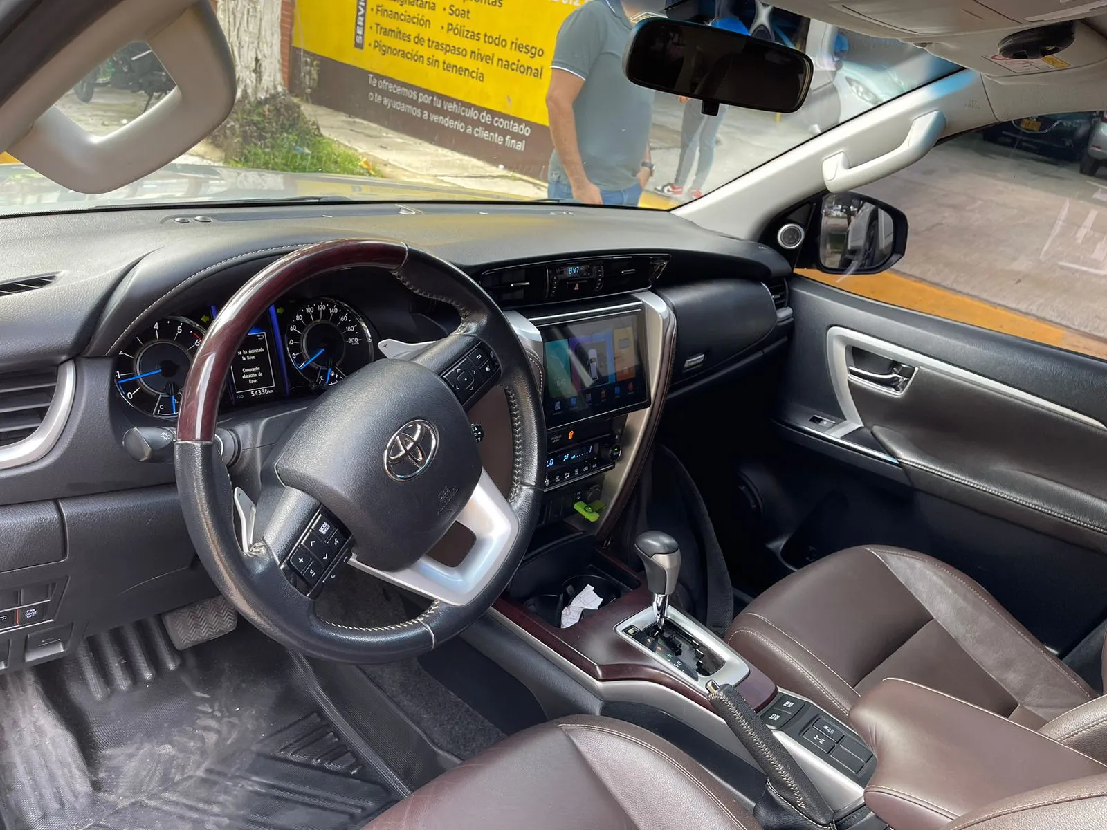 TOYOTA FORTUNER 2020