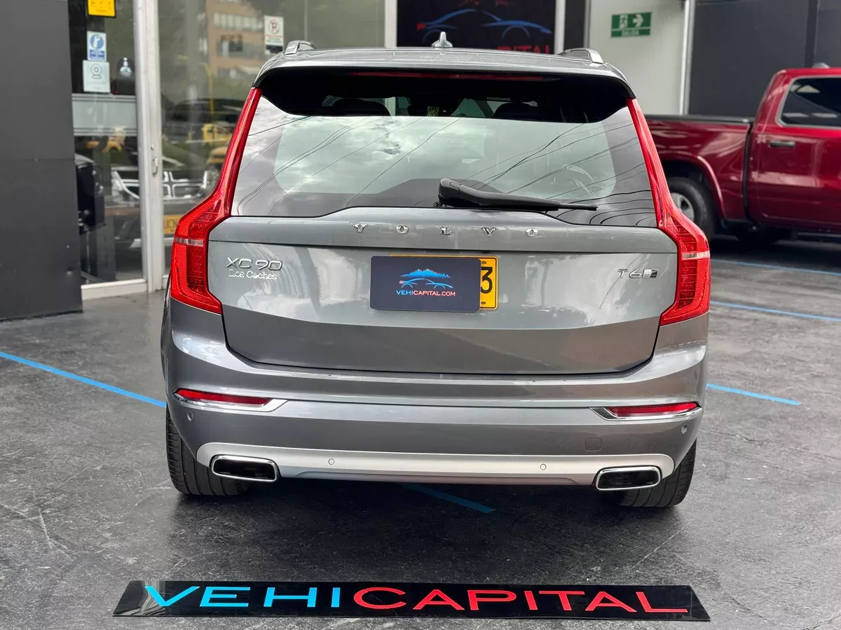 VOLVO XC90 T6 2018